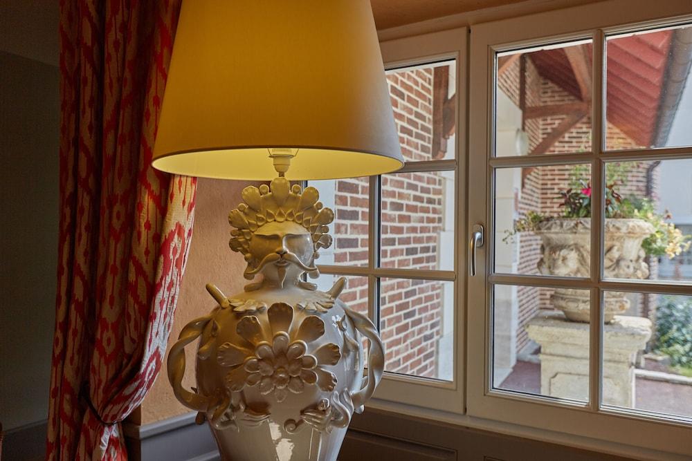 Relais Des Trois Chateaux Hotel-Restaurant - Teritoria Кур-Шеверни Экстерьер фото