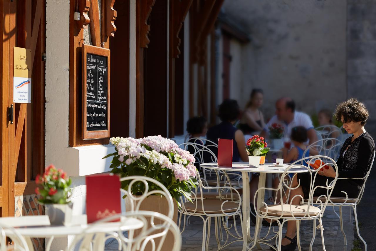 Relais Des Trois Chateaux Hotel-Restaurant - Teritoria Кур-Шеверни Экстерьер фото
